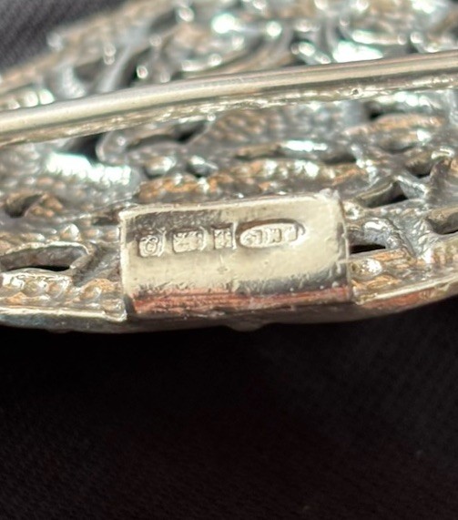solid silver nurses Belt Buckle. Birmingham 1990. P.M.L. Cherubs & Heart Design