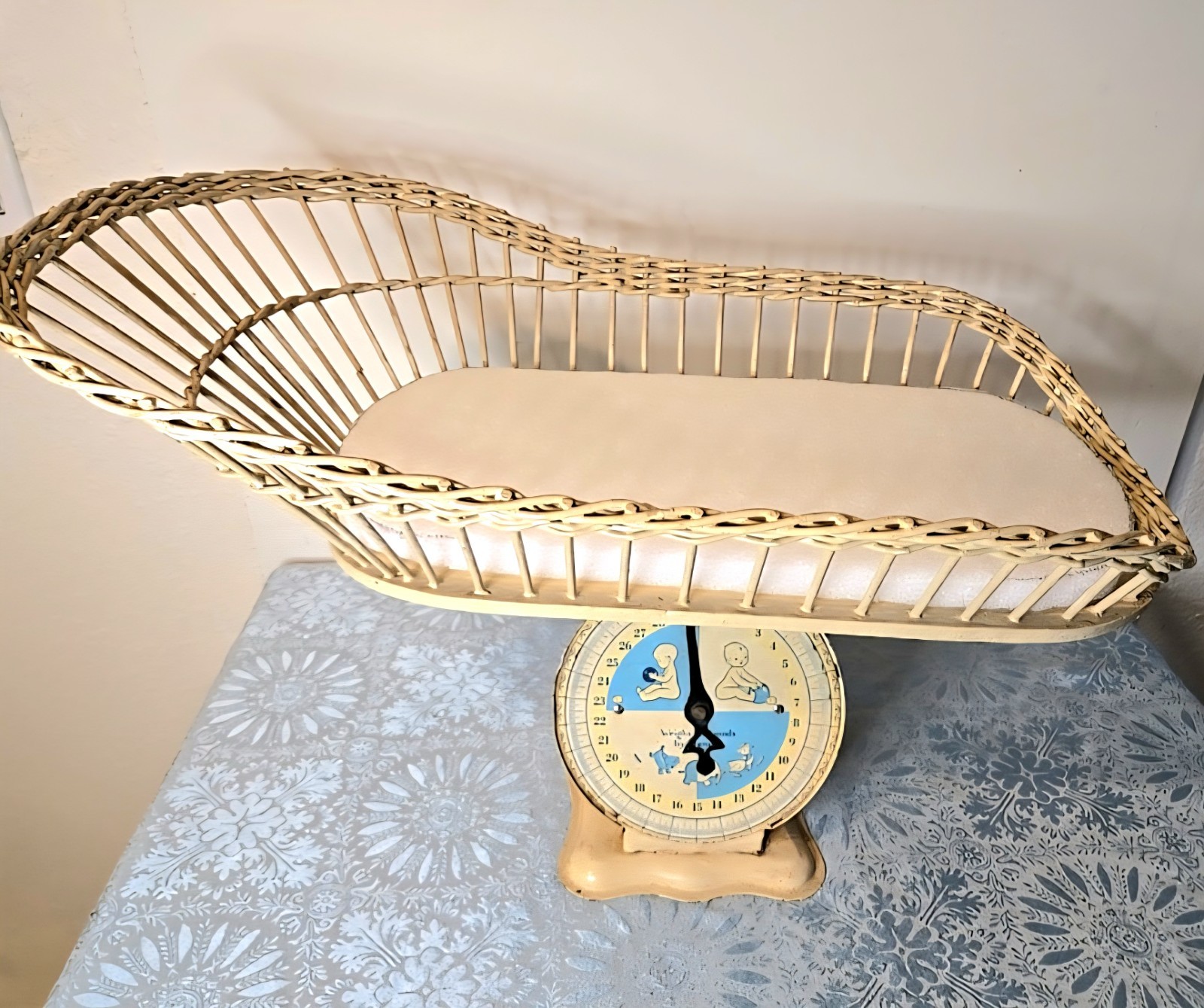 Vintage Baby InfantScale Metal with Wicker Basket up to 30 pounds