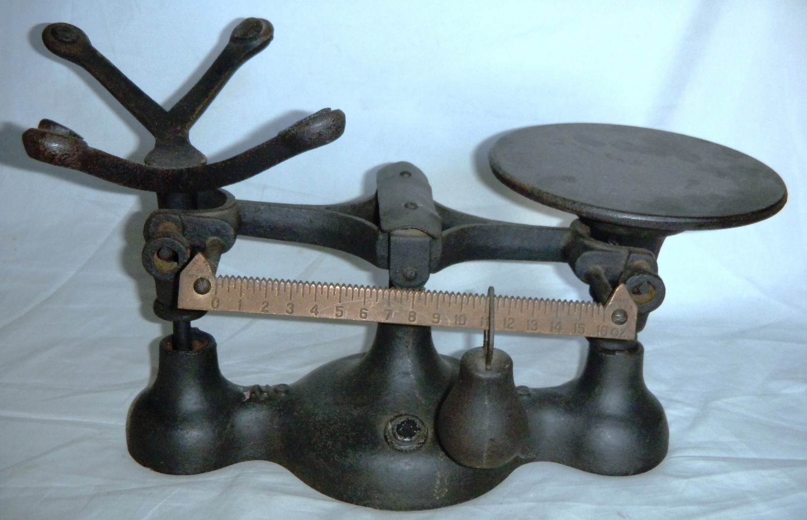 Antique Jacobs Bros Co. NO 3 Cast Iron Sliding Scale with Brass Weight