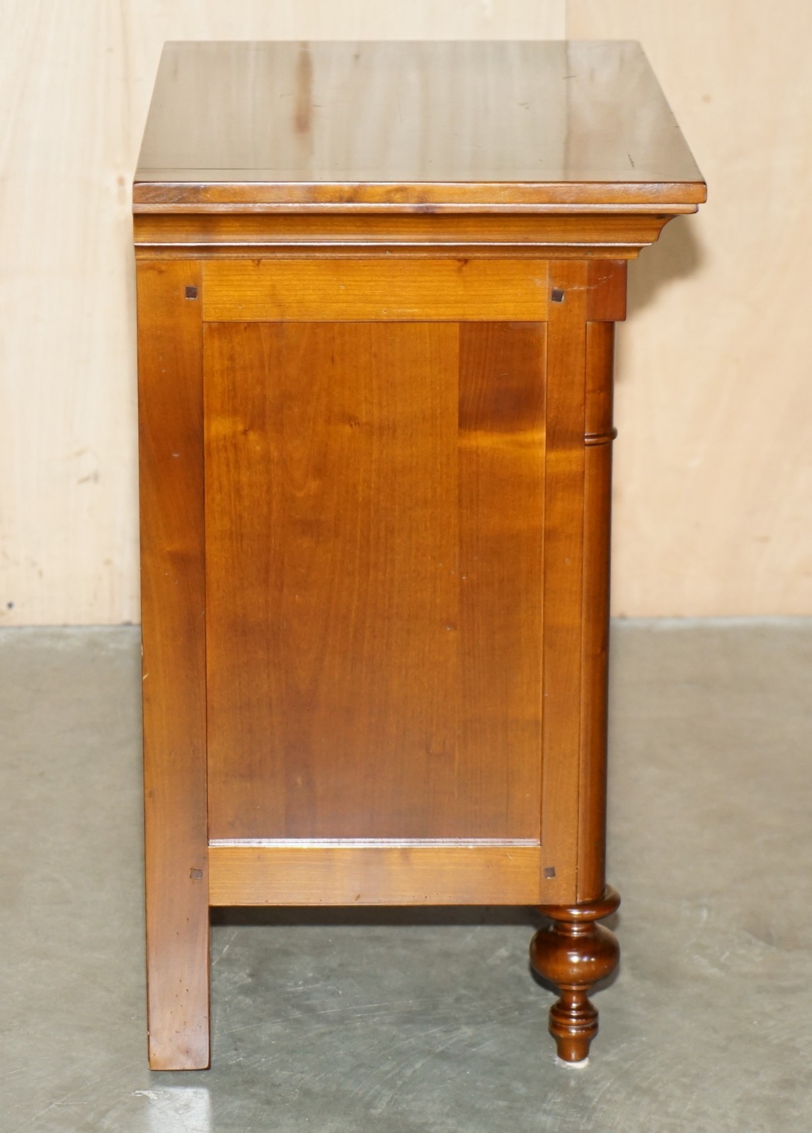 PAIR OF GRANGE FURNITURE PARIS FRANCE CHERRYWOOD NIGHTSTANDS OR LAMP WINE TABLES
