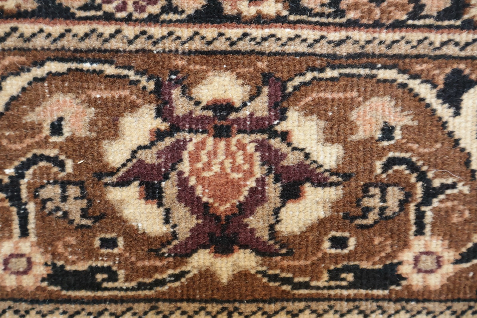Vintage Floral Pattern Turkish Rug 7×10 Ft Hand-Knotted Anatolian Wool Carpet