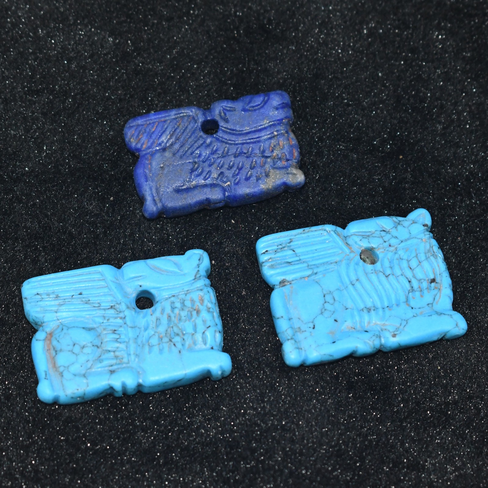 3 Ancient Near Eastern Turquoise & Lapis Stone Amulet Carvings in good Condition
