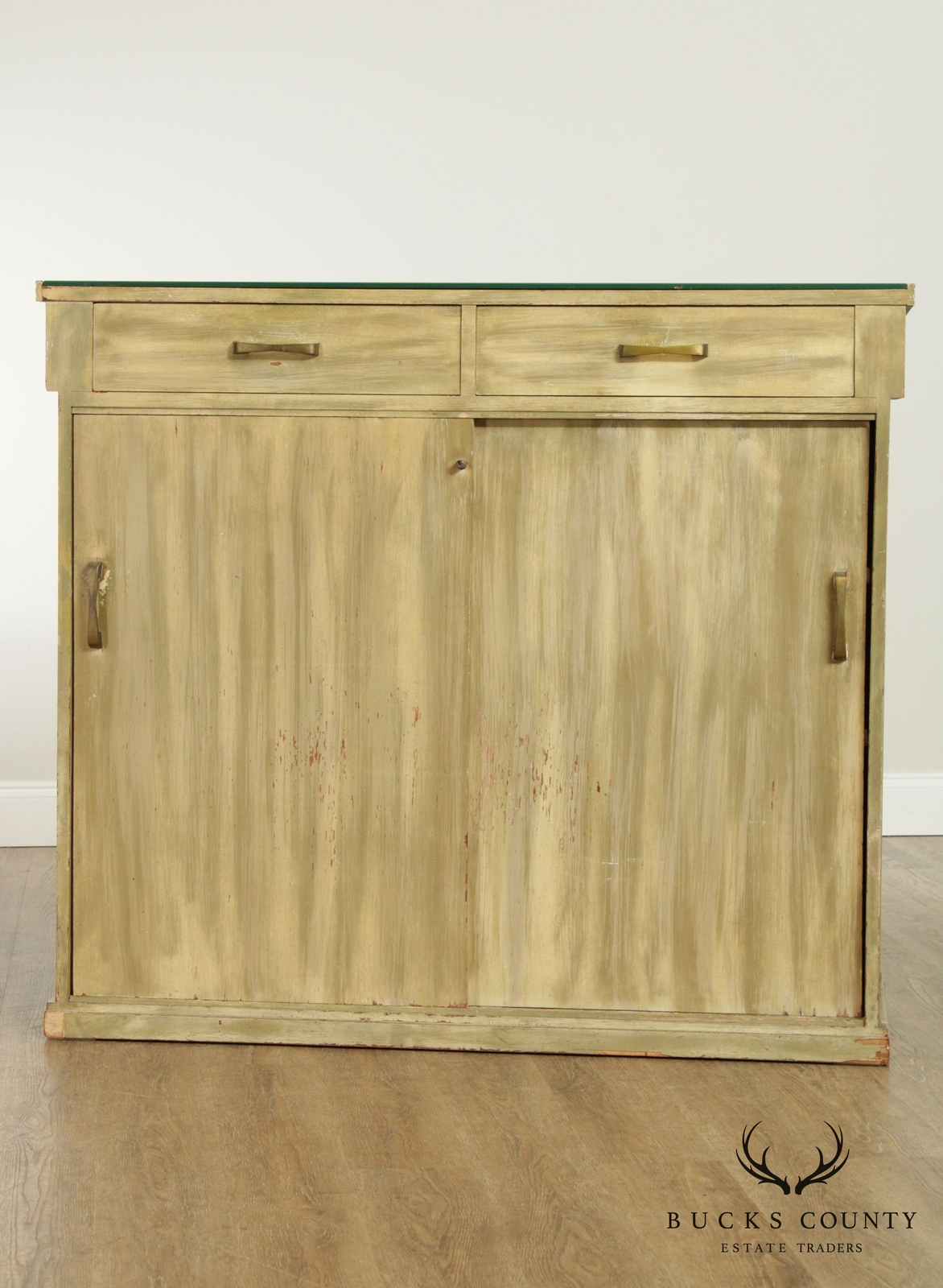 Hollywood Regency Vintage 1950’s Chinoiserie Verre Eglomise, Painted Bar