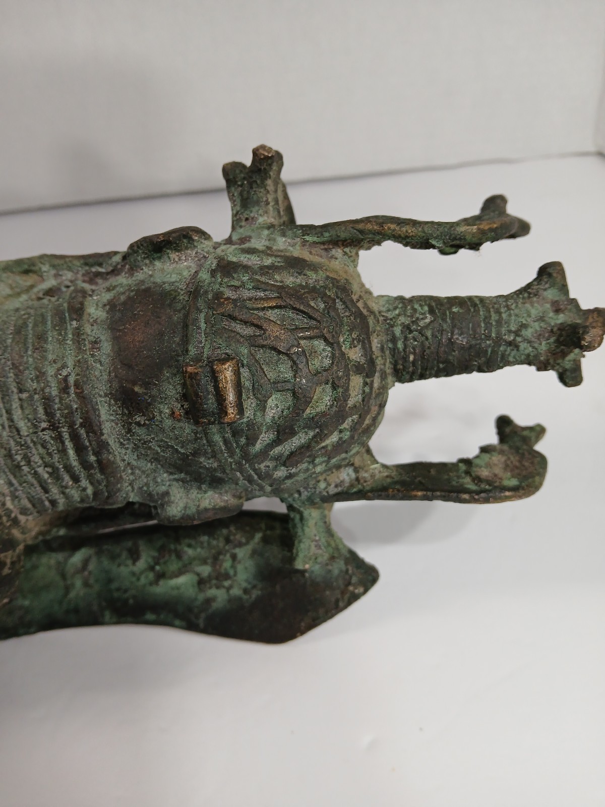 Vintage Benin-Style Oba Bronze Statue – Unique Patina 16 5/8″h