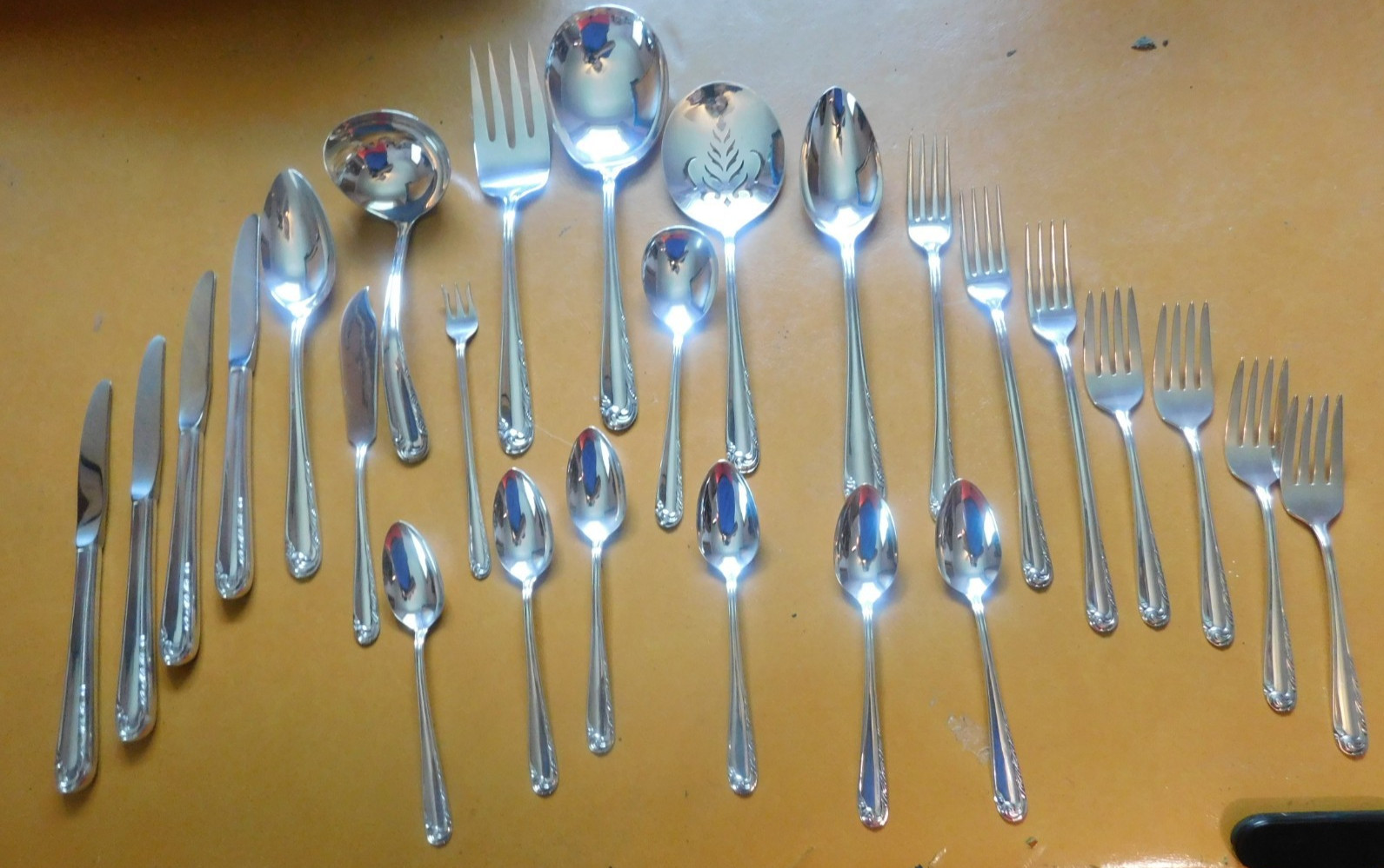 Antique 26 Piece Set Heritage “Love Song” Quadruple Plate Silverware
