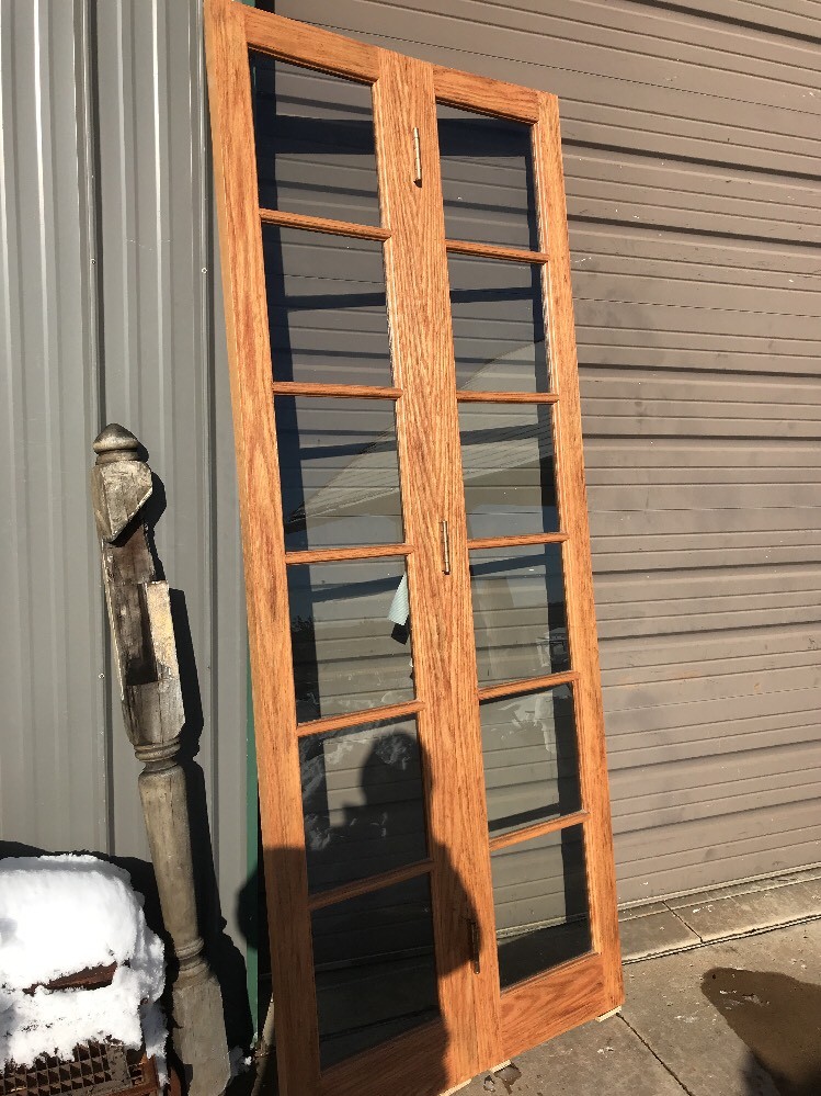 An 443 1pair Antique Oak Bifold Door 37.75 X 93.5