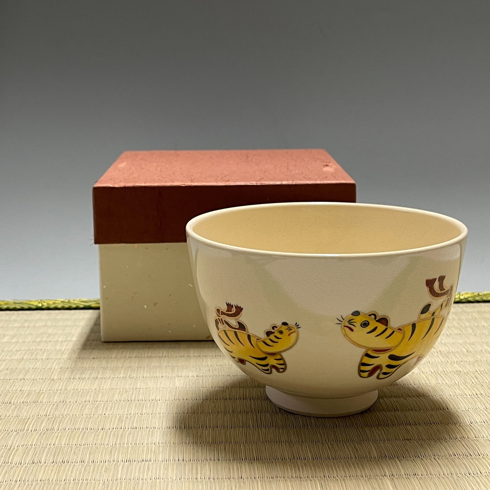 Japanese Pottery Mino Ware #841 ” Tozan “Chawan Matcha Tea Bowl Tea Ceremony