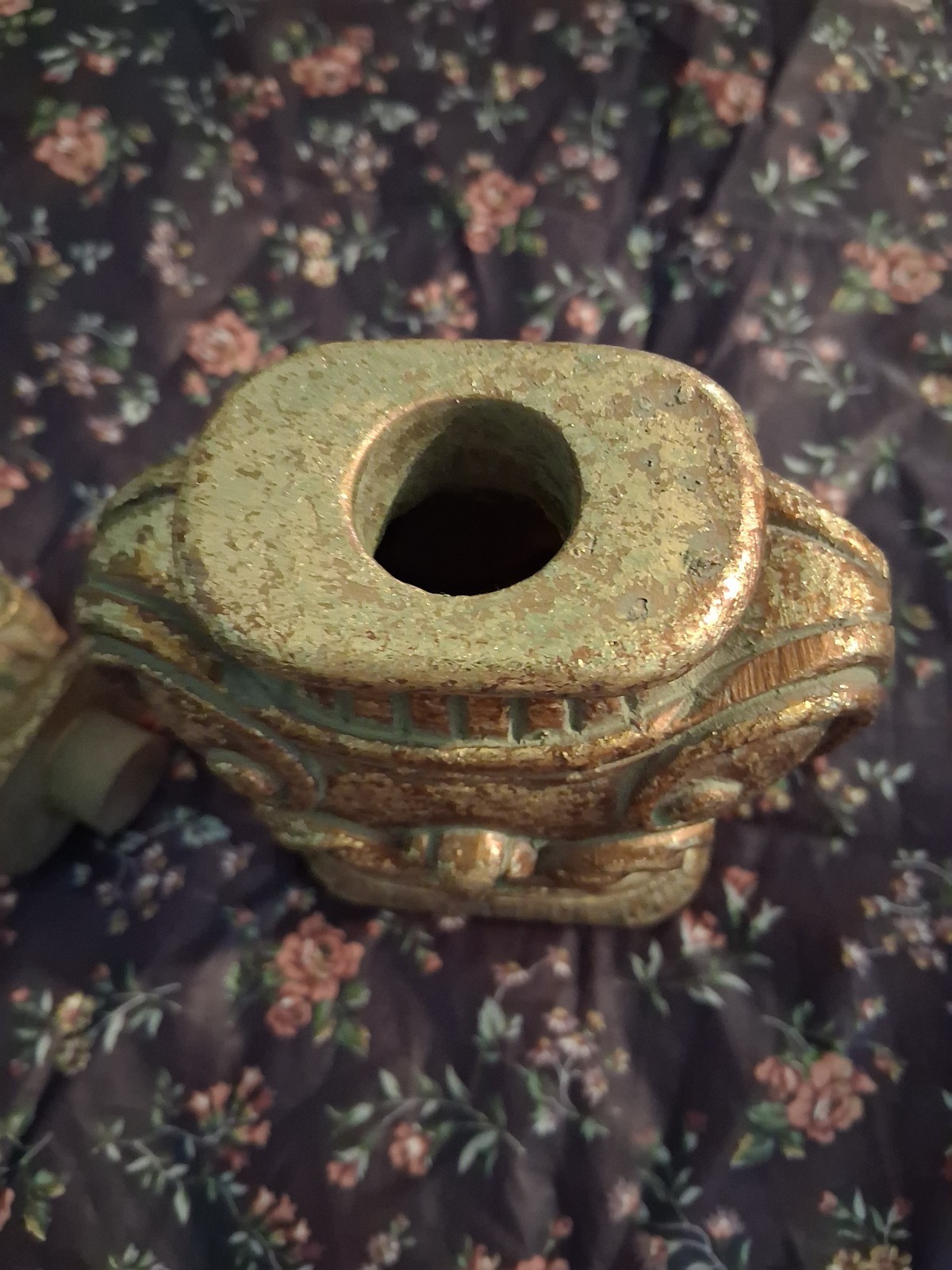 Bombay Fleur de Lis Metal Finial Bronze & Green Patina Made in China