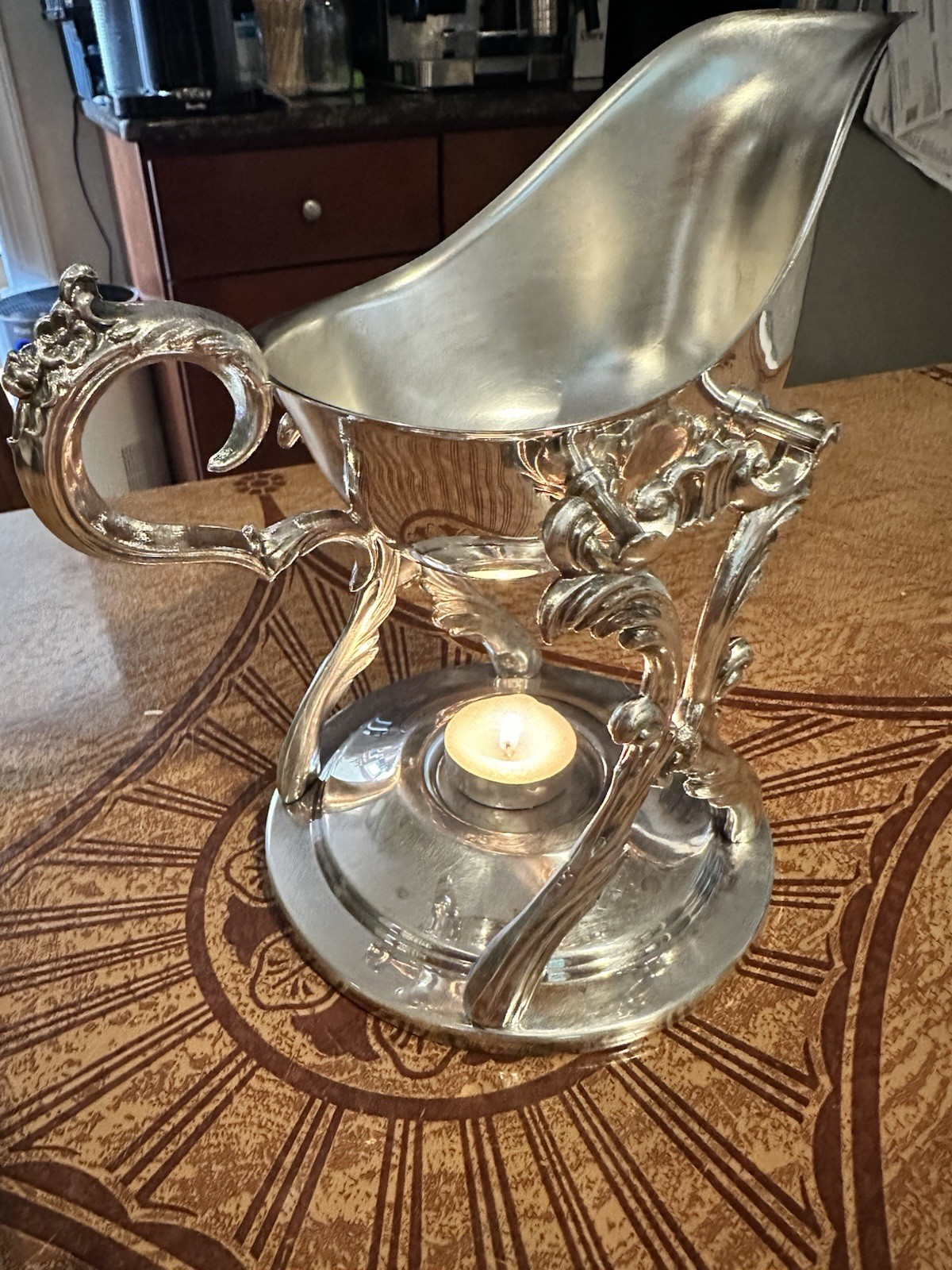 Vintage: Royal Limited Silver Plate Tilting Gravy Boat with Warmer