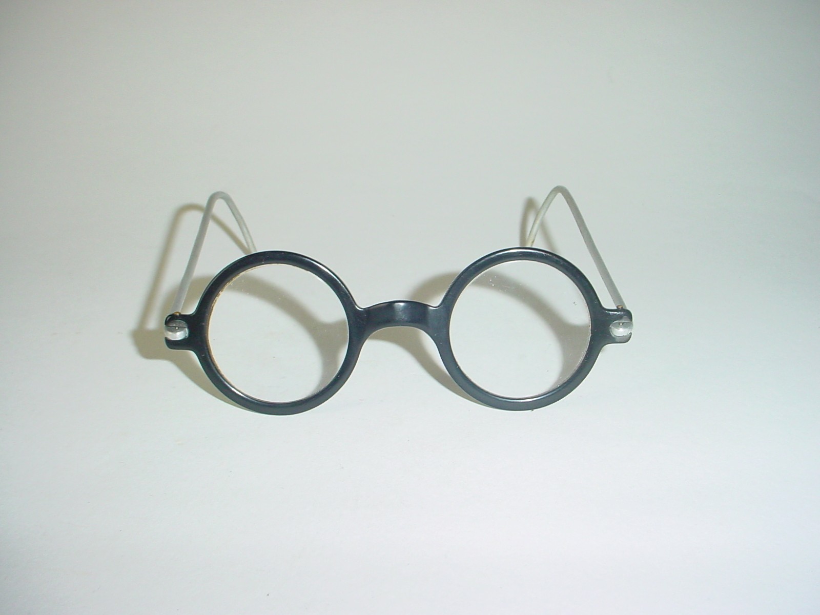 Rare Vintage Black Bakelite Round Reading Eyeglasses, Harry Potter Style, Kids