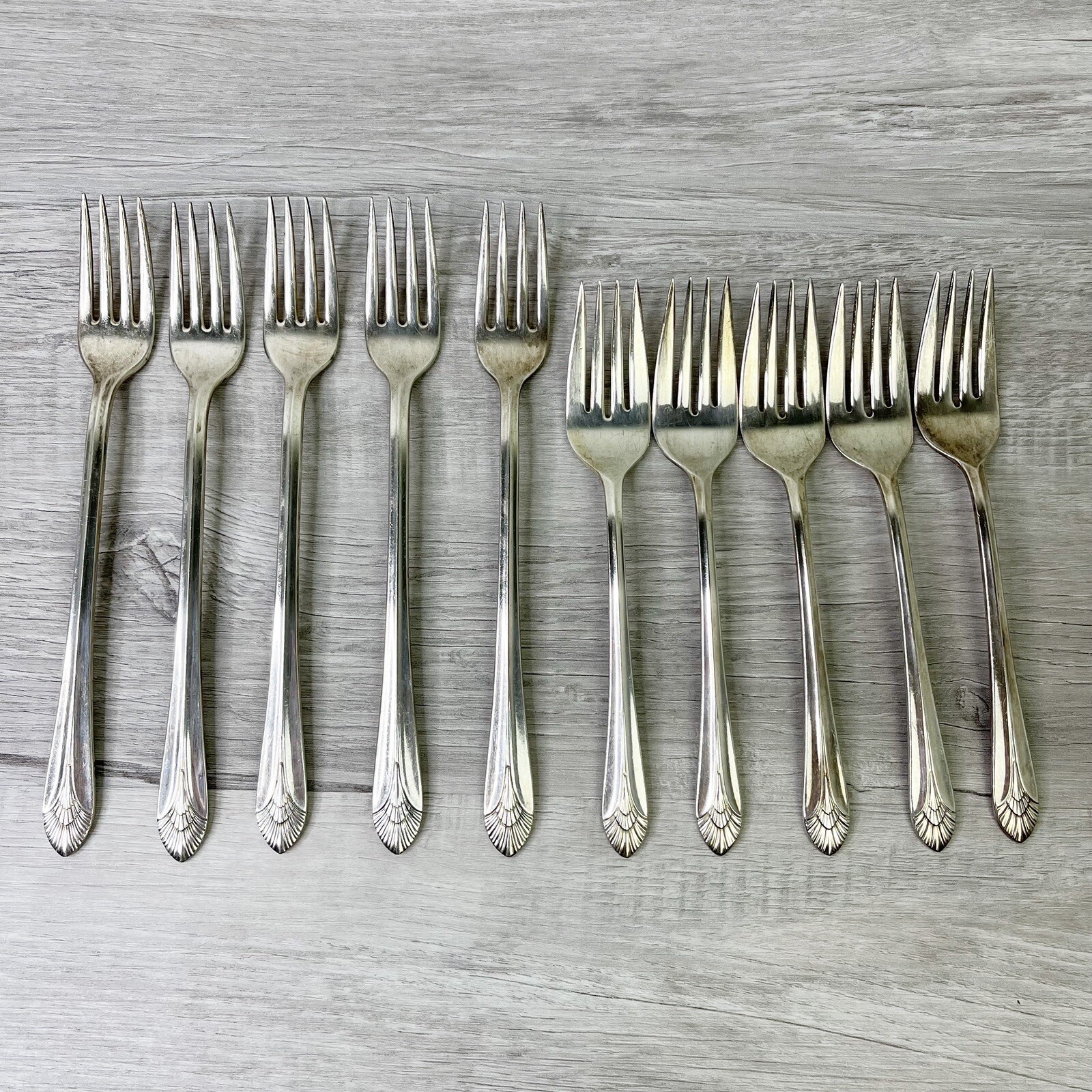 11 pcs Rogers MANHATTAN Silverplate Grill Forks 7 3/4″ & Salad Forks 6 3/4”