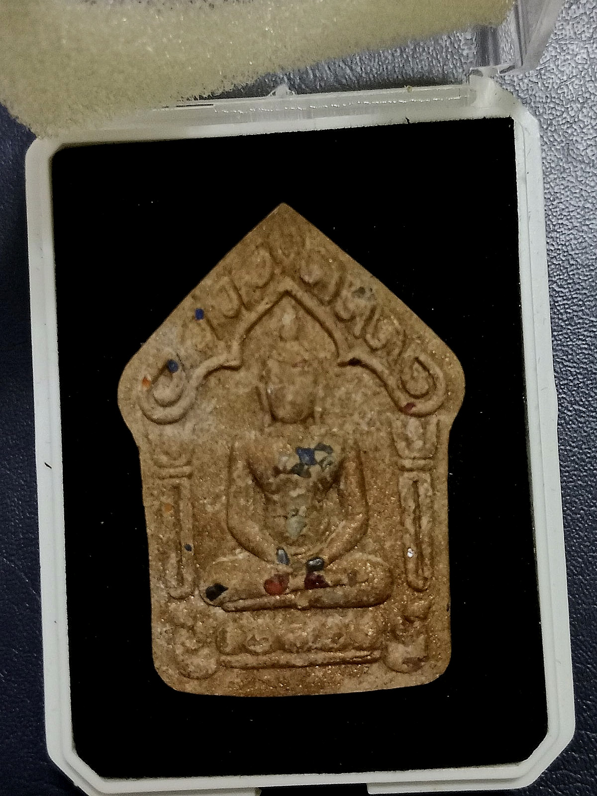 THAI AMULET KHUN PAEN POWDER OF PRAI KANYA PRESSED AT WAT PA CHAO SUA YAKRU JUNE