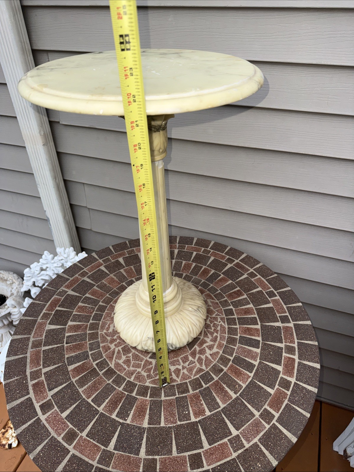 Alabaster Stone Side Table Made In Italy For Restoration. Chipped. Pickup Only
