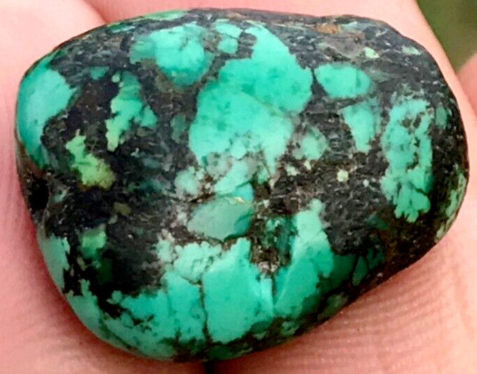 RARE ANTIQUE TIBETAN NATURAL TURQUOISE BEAD – BEAUTIFUL WORN PATINA