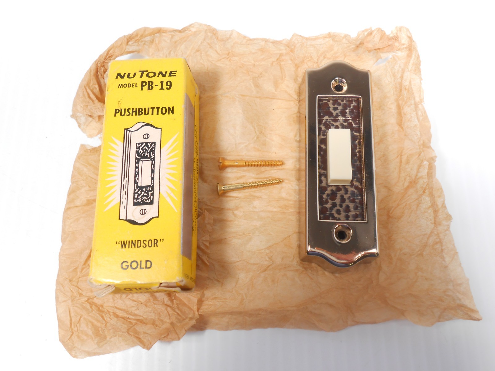 Nutone PB-19 USA “Windsor” Gold Push Button Door Bell. Vtg 1970s
