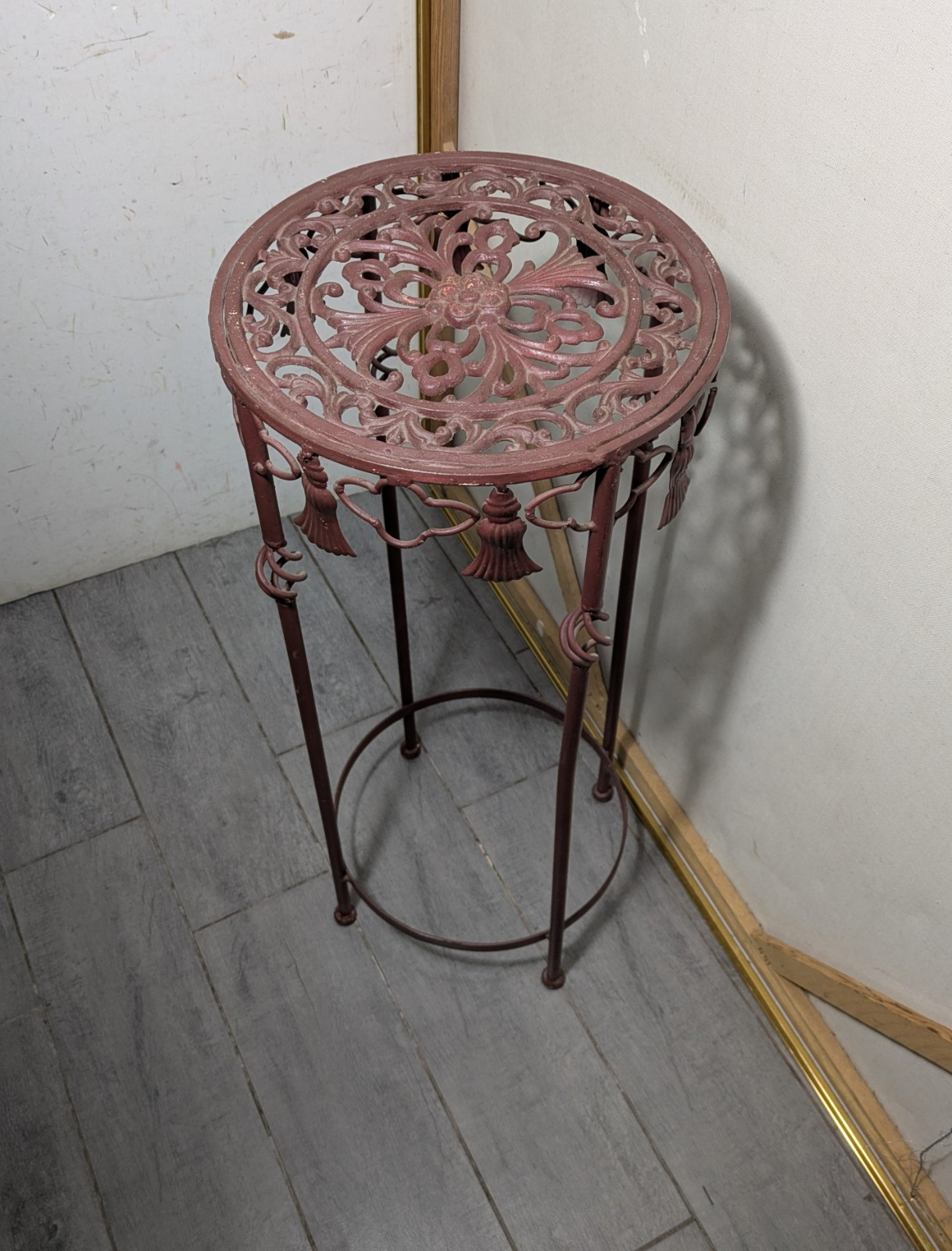 Vintage Rustic Wrought Iron Round Plant Stand Table Shabby Chic Victorian M23
