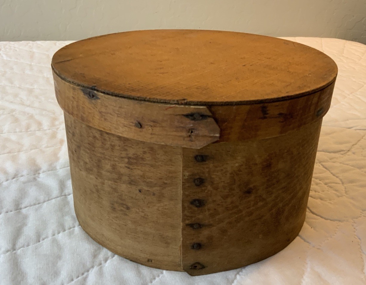 Antique Primitive Wood Pantry Box, 7 1/2” Round, Nice Patina, Brown