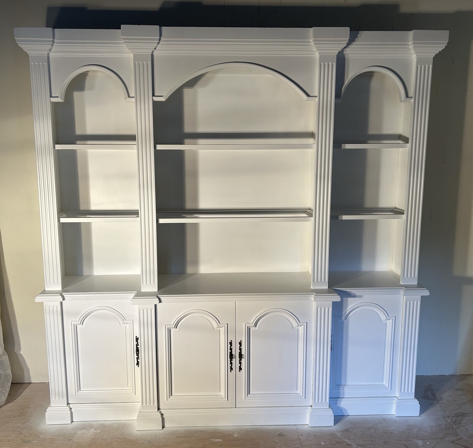 SALE! Antique Classic Style White Bookcase Display Sideboard 7’ Wide, 7’ Tall
