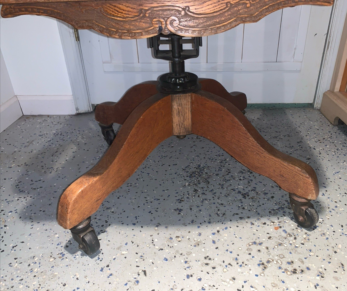 Vintage Tall Pressed Back Golden Oak Office Desk Chair Swivels