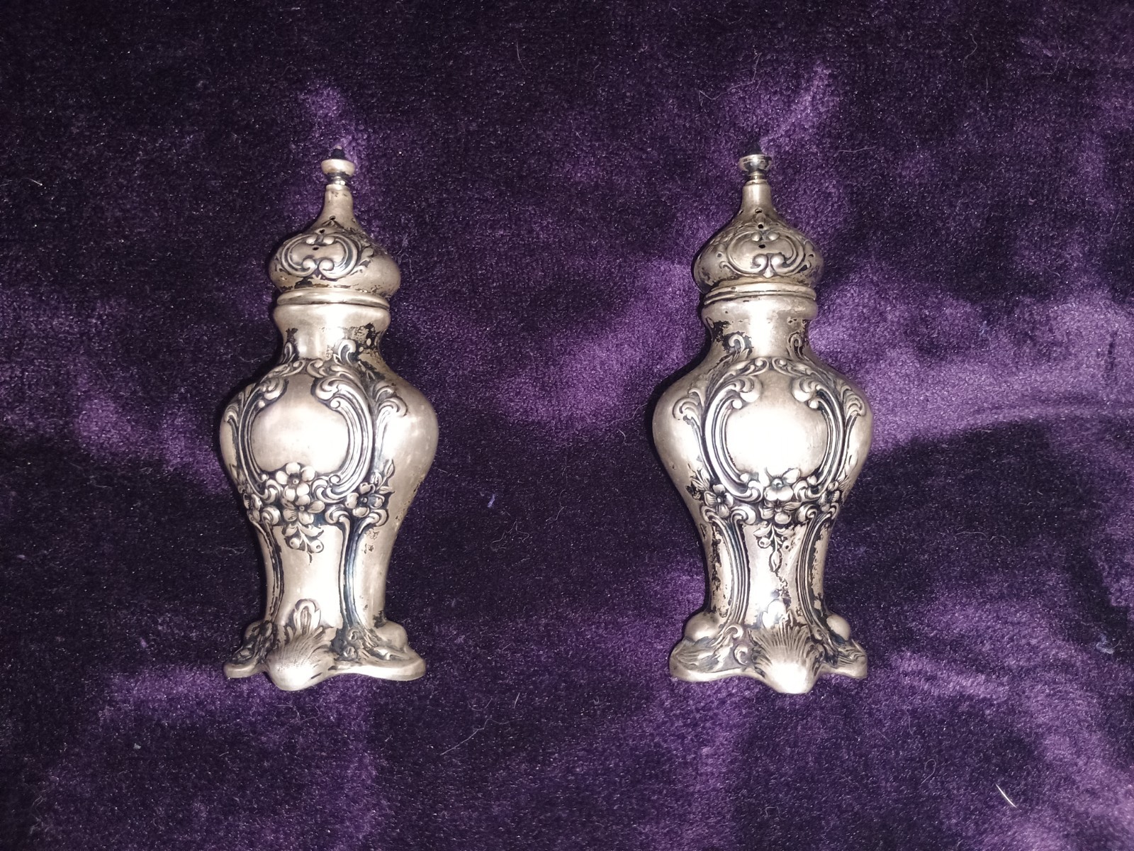 1949 Gorham Chantilly Sterling Silver Salt And Pepper Shaker