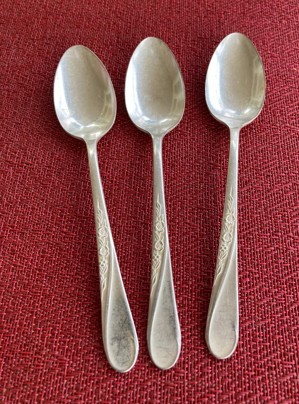 VTG Lot of 3 W.M. Rogers and Son Spring Flowers SilverPlate 6-1/8″Teaspoons VG