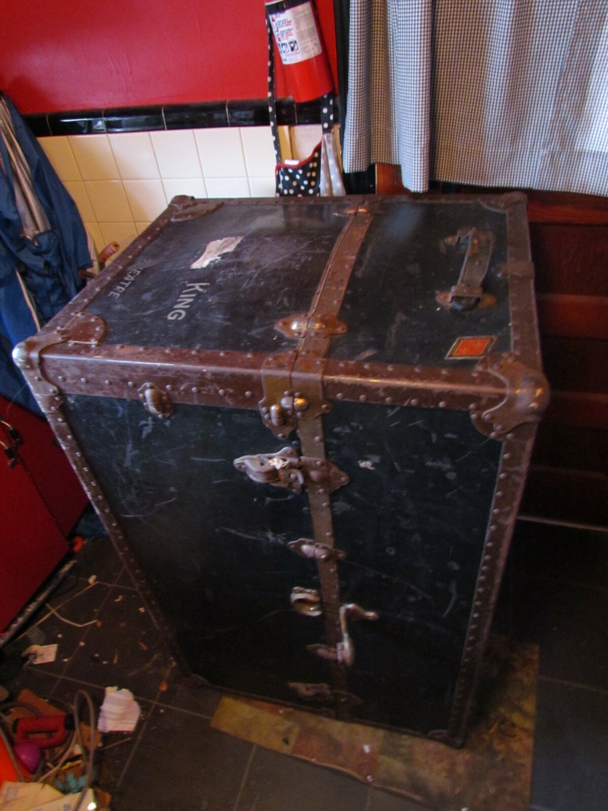 Antique Pre-1920 Herbert & Meisel Steam Trunk Wardrobe Trunk Local Pick Up RARE