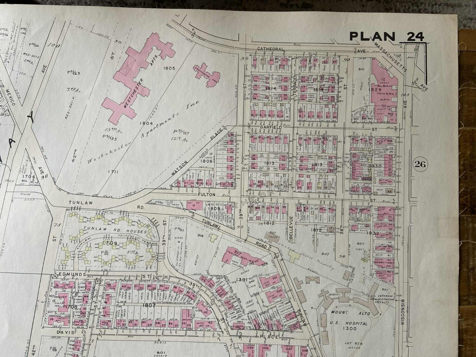 Detailed large plat map. Wesley Heights Area (Plan 24) Washington D.C. 1954