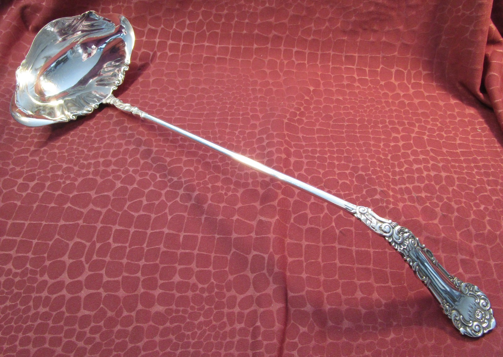 YALE 1894 Double Spout Punch Ladle Antique Rogers Silverplate No Monogram