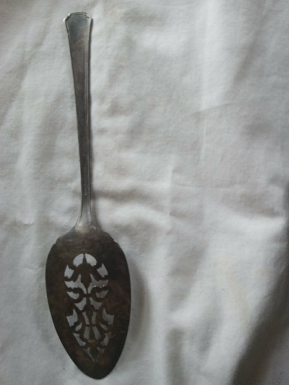 Oneida Prestige Silverplate 1945 Solid Pierced Pie Cake Server Flatware