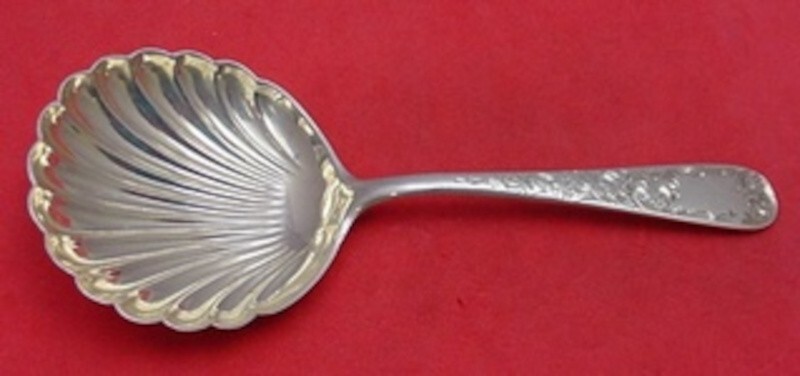 Old Maryland Engraved by Kirk Sterling Silver Nut Spoon Shell 5″ Serving