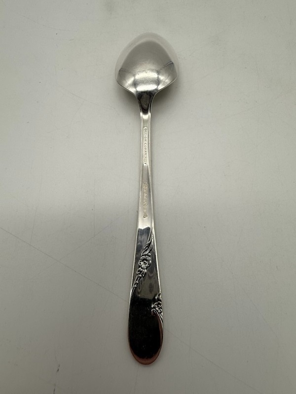 Set of 4 Oneida Community Silver Plate Bridal Wreath Teaspoons