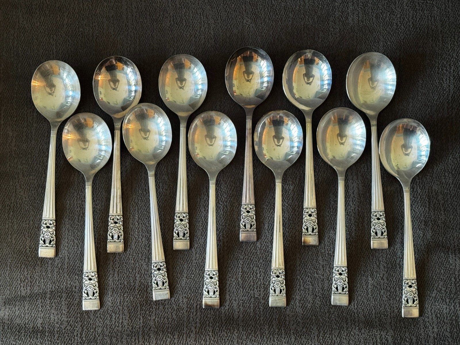 Community Coronation Silverplate Dinner Forks Set of 12 No Monogram