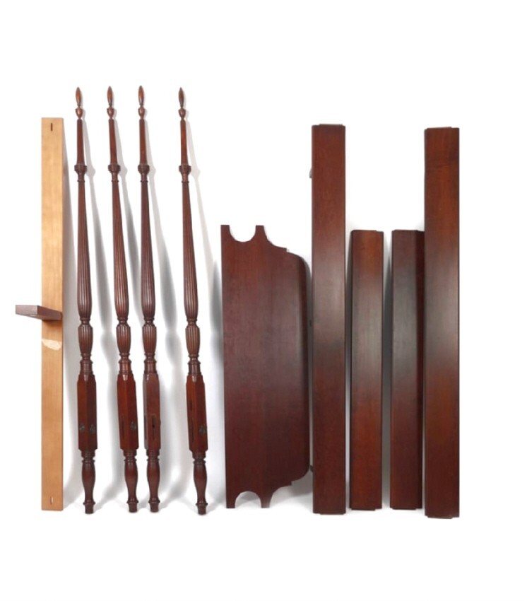 Eldred Wheeler queen size poster bed 4 fluted and turned posts with urn finials