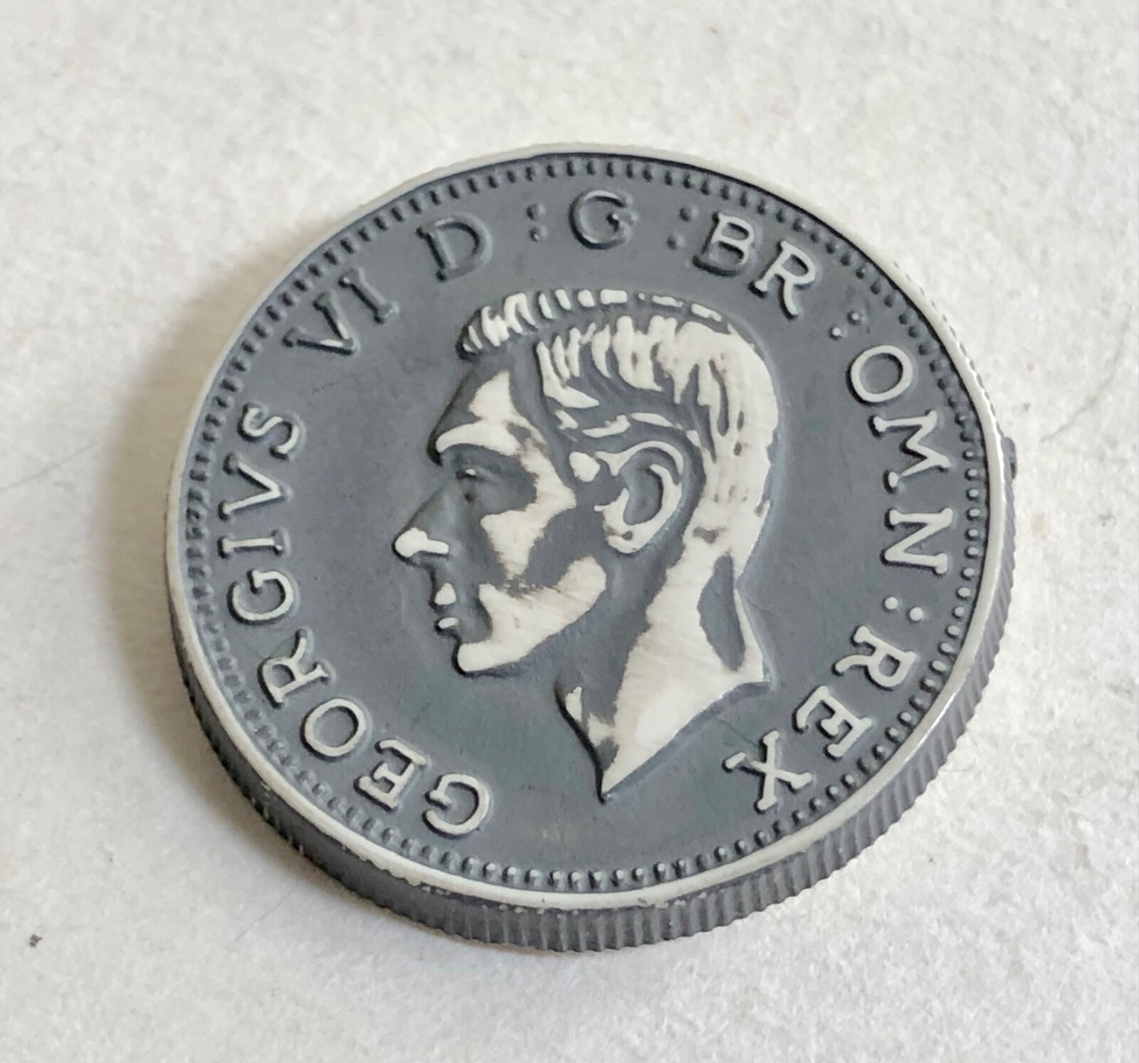 British Royalty ~ King George VI Coated Grey & Buffed Plastic Button
