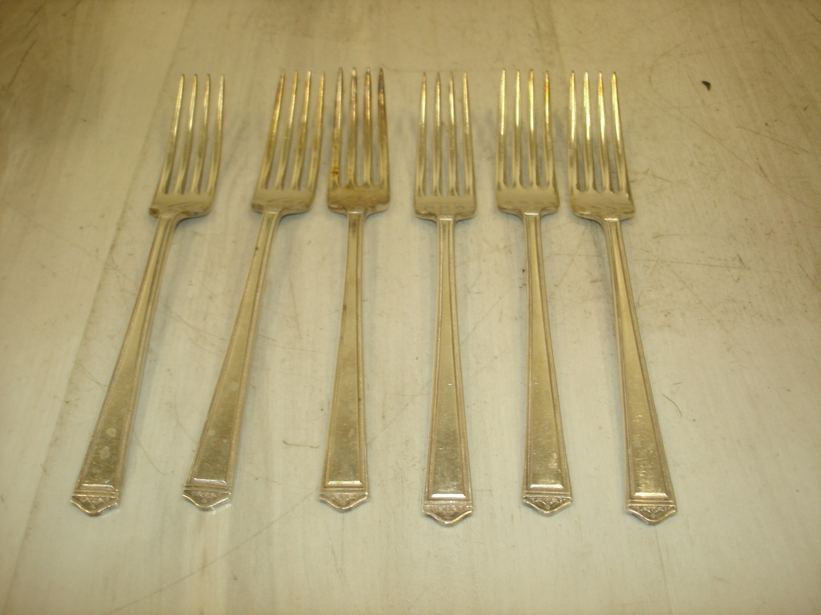 lot of 6 1847 Rogers Bros 1923 Silverplate Anniversary dinner Forks 7 3/4″