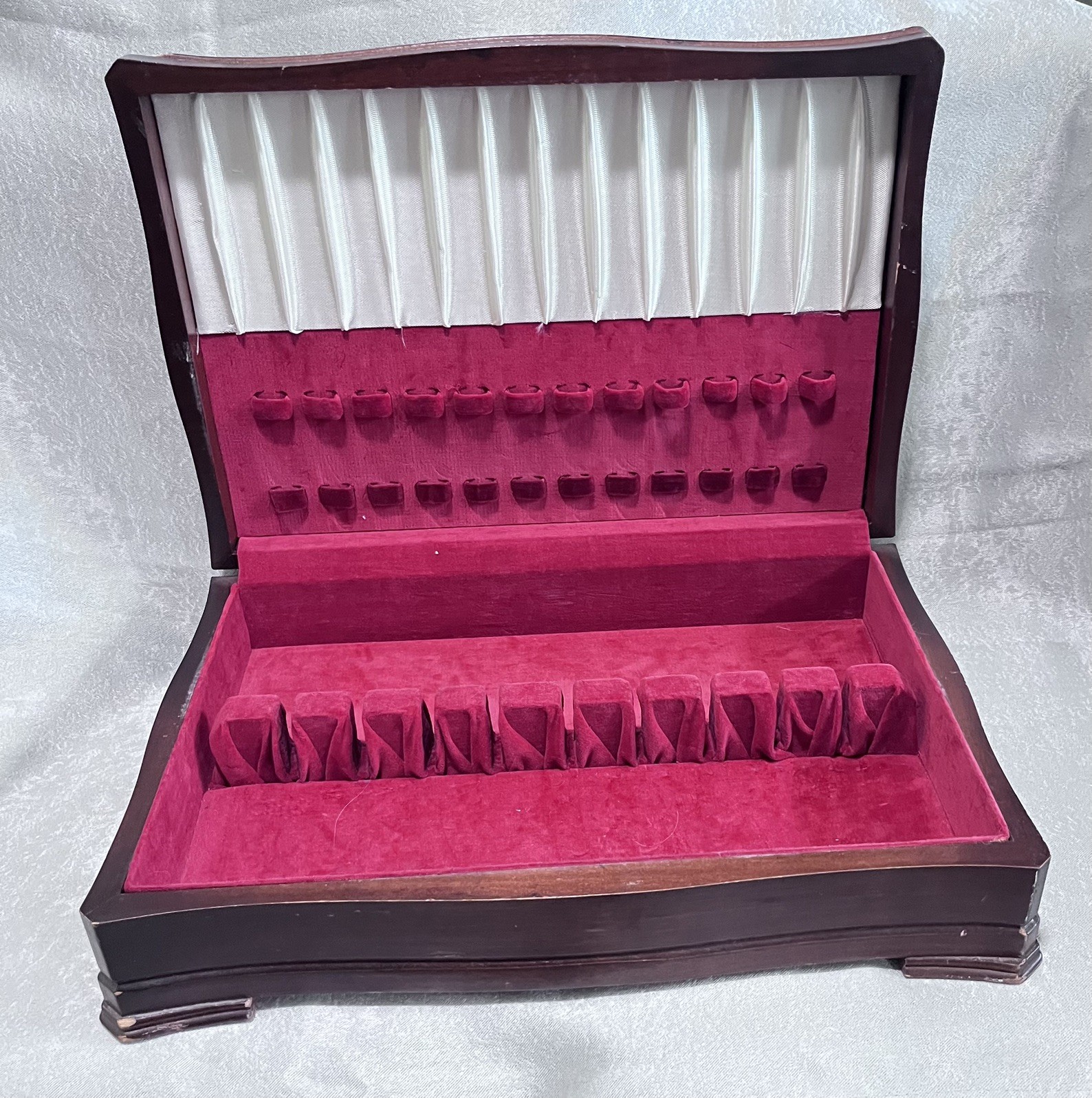 Oneida Heiress Sterling Flatware Set -39 Pc with original heavy case