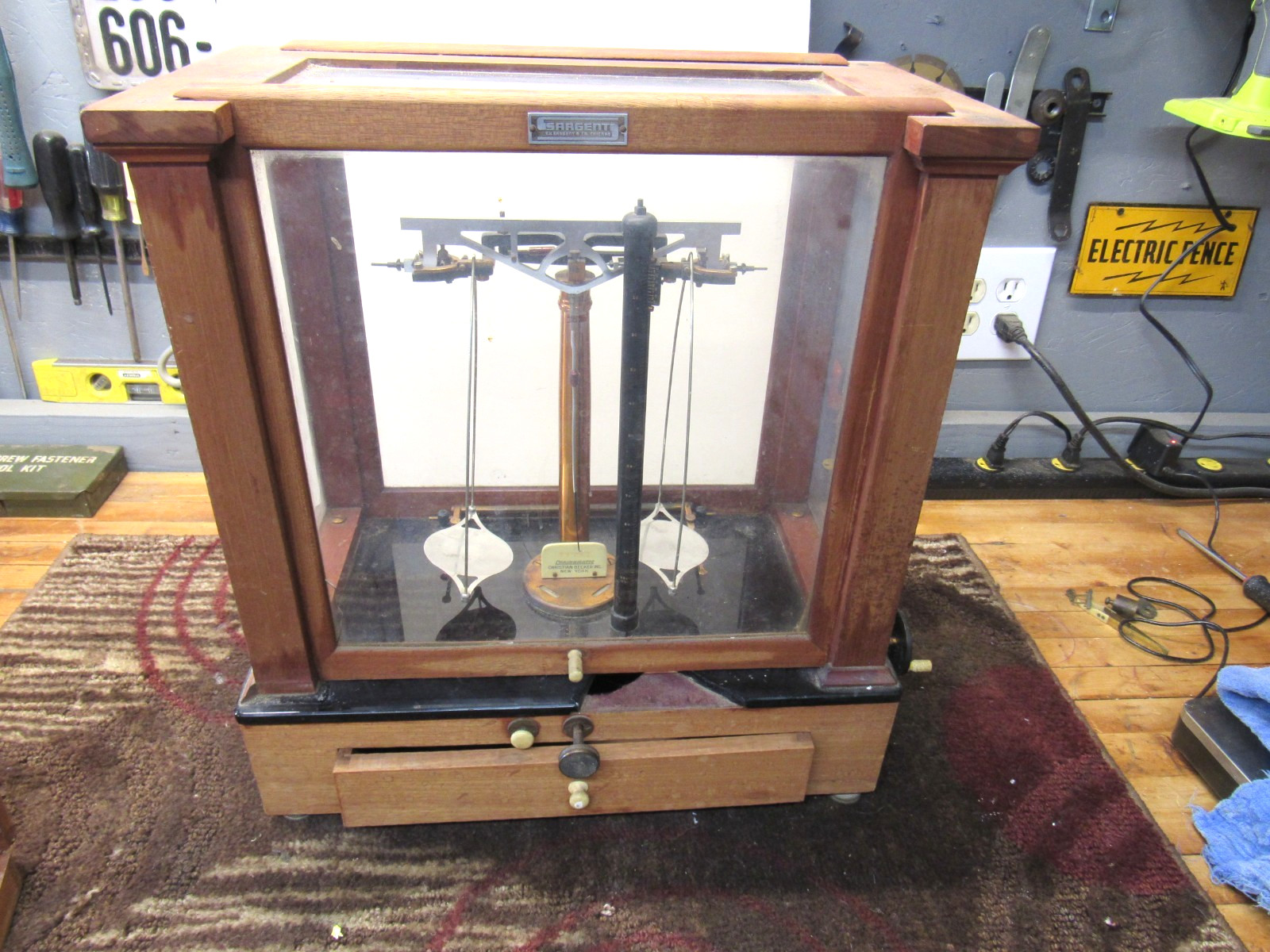 Vintage 1919 Christian Becker Chainomatic Scale For Restoration or parts.