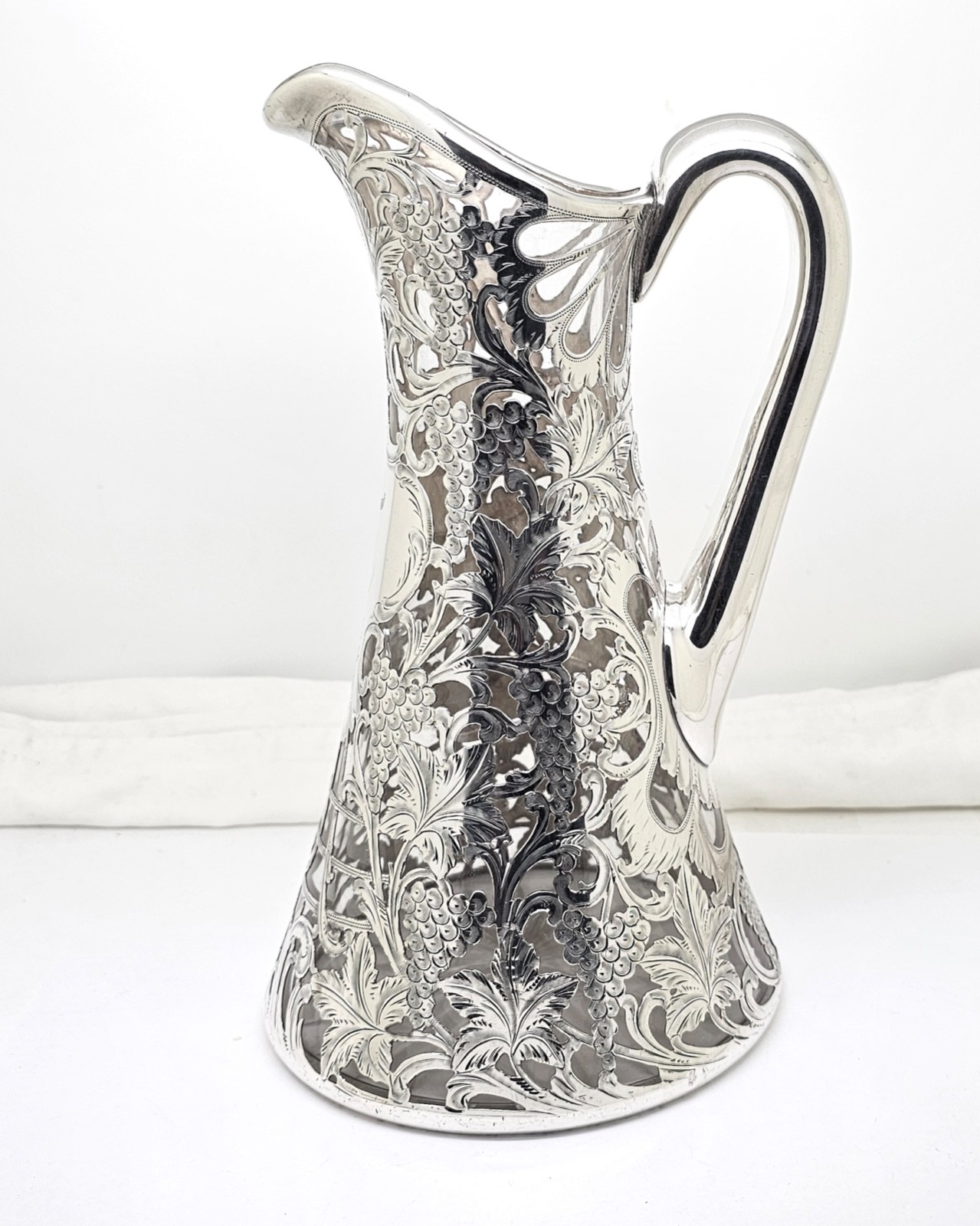 VINTAGE ALVIN HEAVY .999 FINE SILVER OVERLAY GLASS CLARET JUG,9.5″