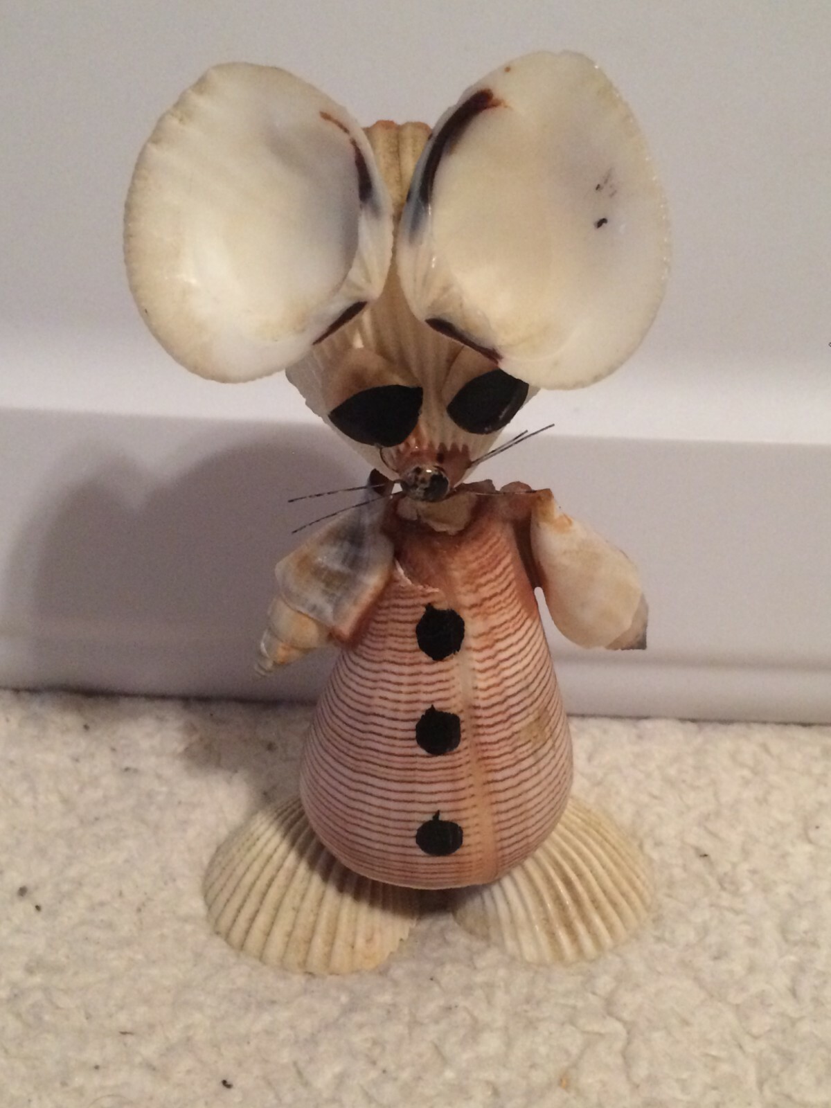 Vintage Sea Shell Art Sculpture Handmade Retro Folk Art Mouse Figurine