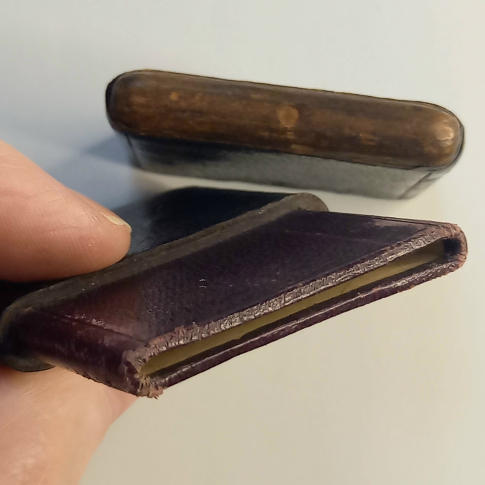 Victorian Leather Calling Card Visiting Card Case. 12
