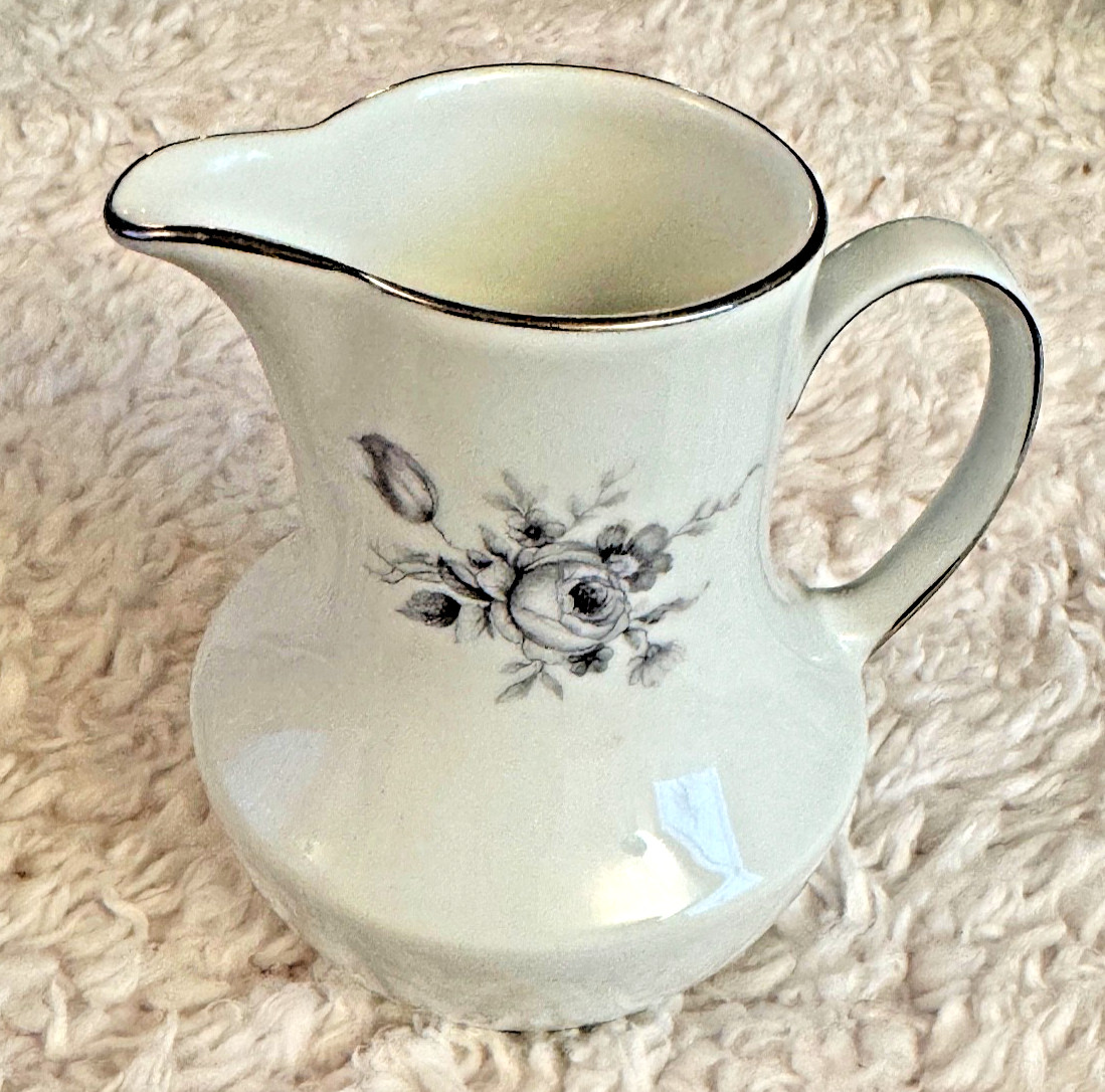 Vintage Winterling Bavaria Creamer Disc Pattern 4″ high Porcelain Germany