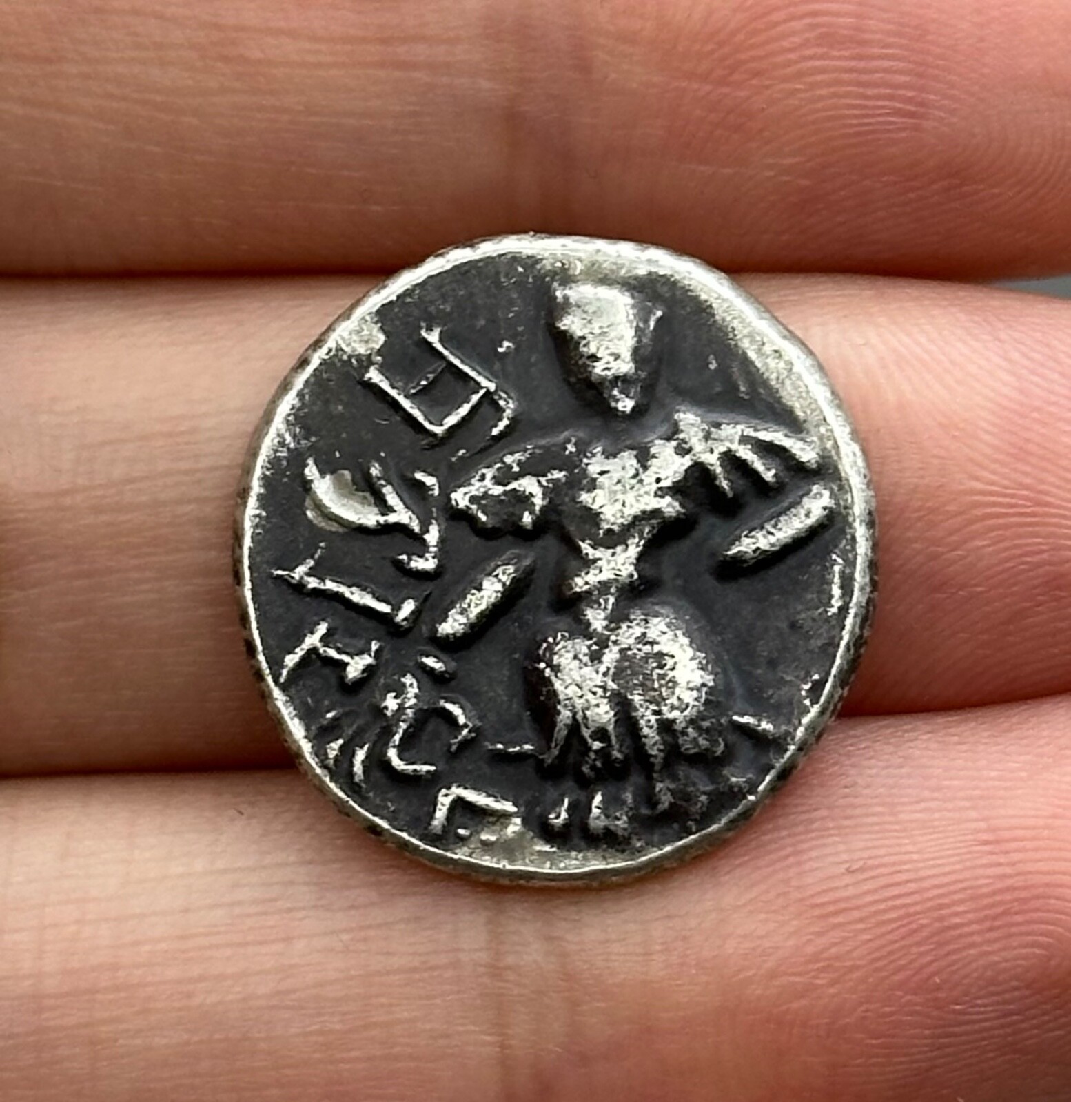 Ancient Central Asian Kushan Silver Buddah Coin
