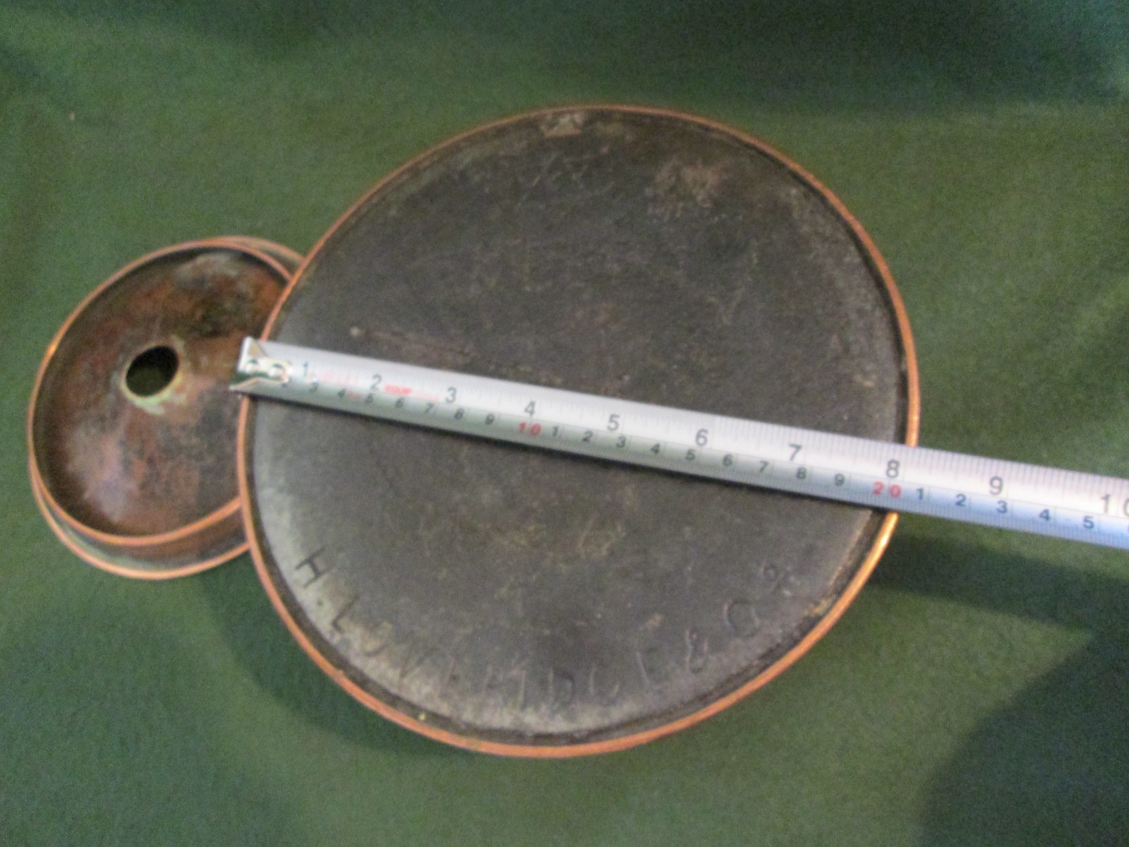 Antique Spitoon Cuspidor – Made from Copper Enamel Cast Iron – Henry Loveridge