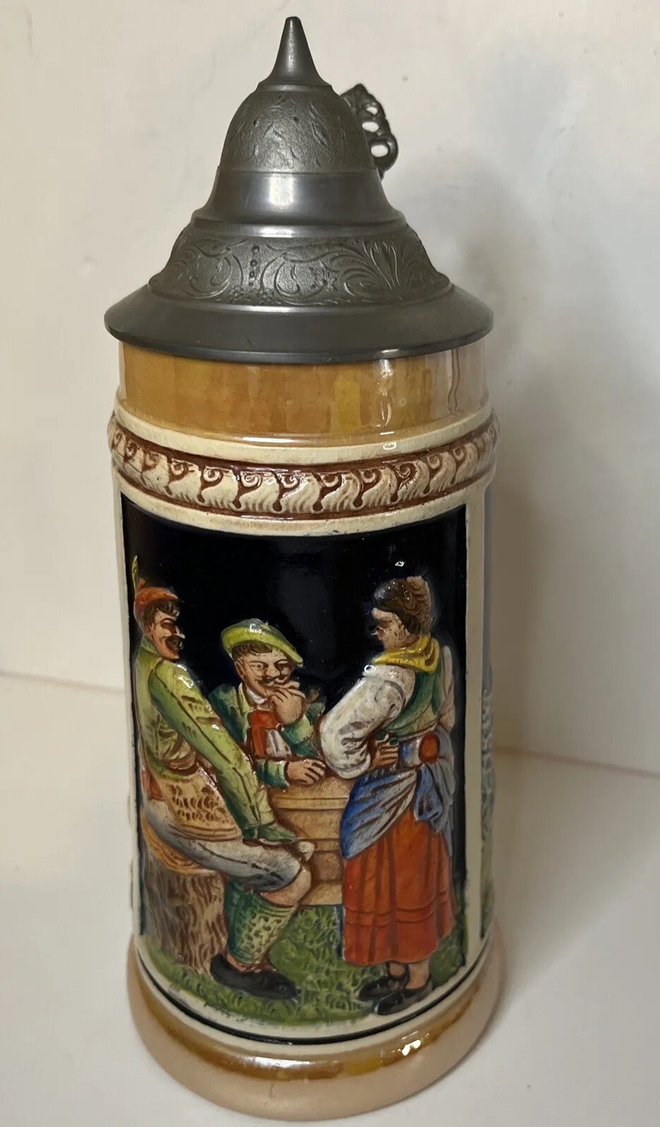 VTG Germany Lidded Beer Stein .5L 9.5″ Tall Excellent Condition