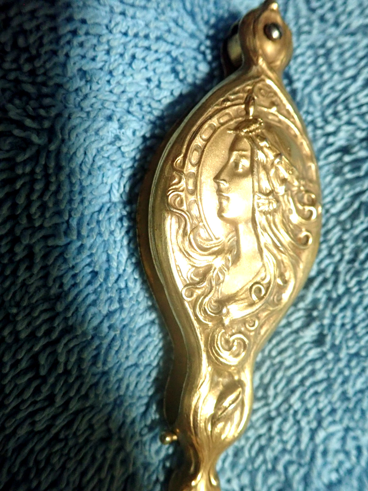 RARE GOLD FILLED “GIBSON GIRL” ART NOUVEAU 1899 REPOUSEE LORGNETTE!