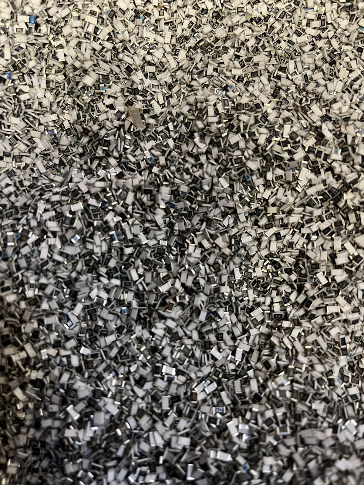 1LB SCRAP SILVER SMD SMT Chip Resistors Scrap Silver Ruthenium New