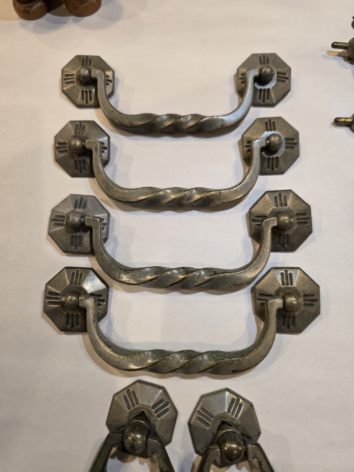 Vintage Octagon Backplate Bail & Ring Drawer Pulls – Cast Metal, B1460-0 Set