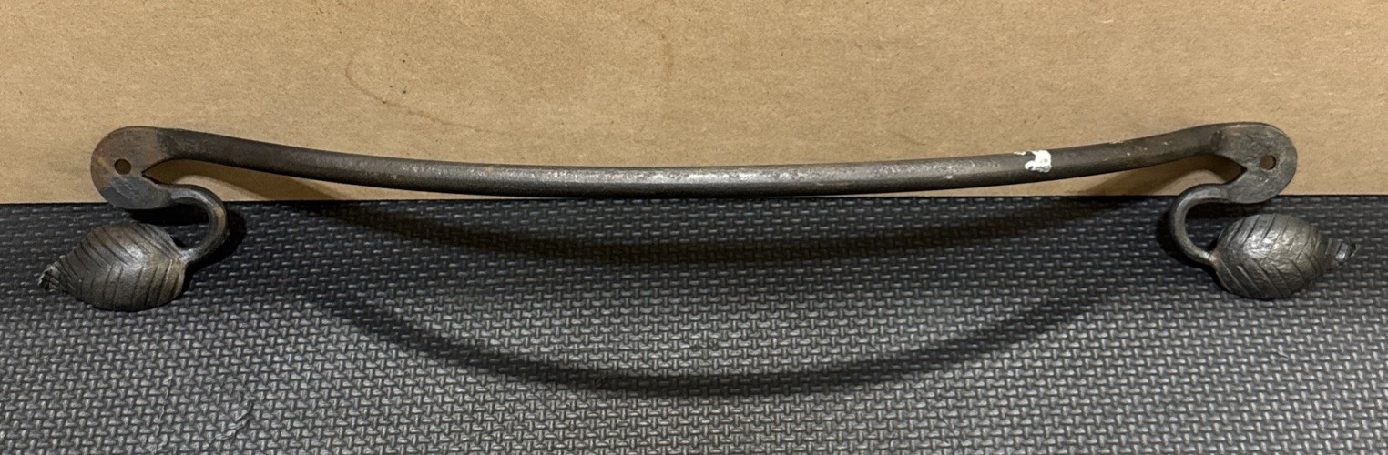 Vintage 18” Iron Towel Bar | Foliage Leaves | 16” Standard Mounting Holes