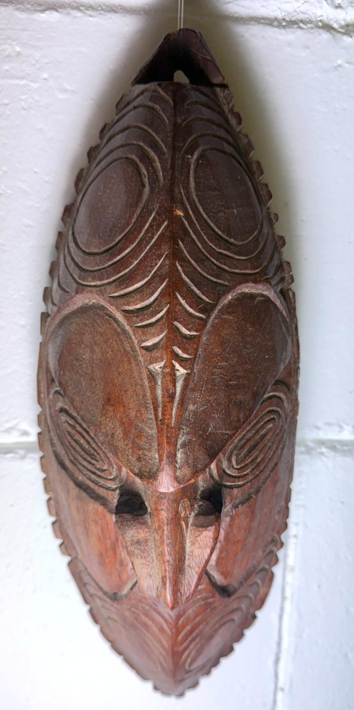 Papua New Guinea Sepik River Carved Wood Mask Vintage Tribal Wall Art 32cm PNG