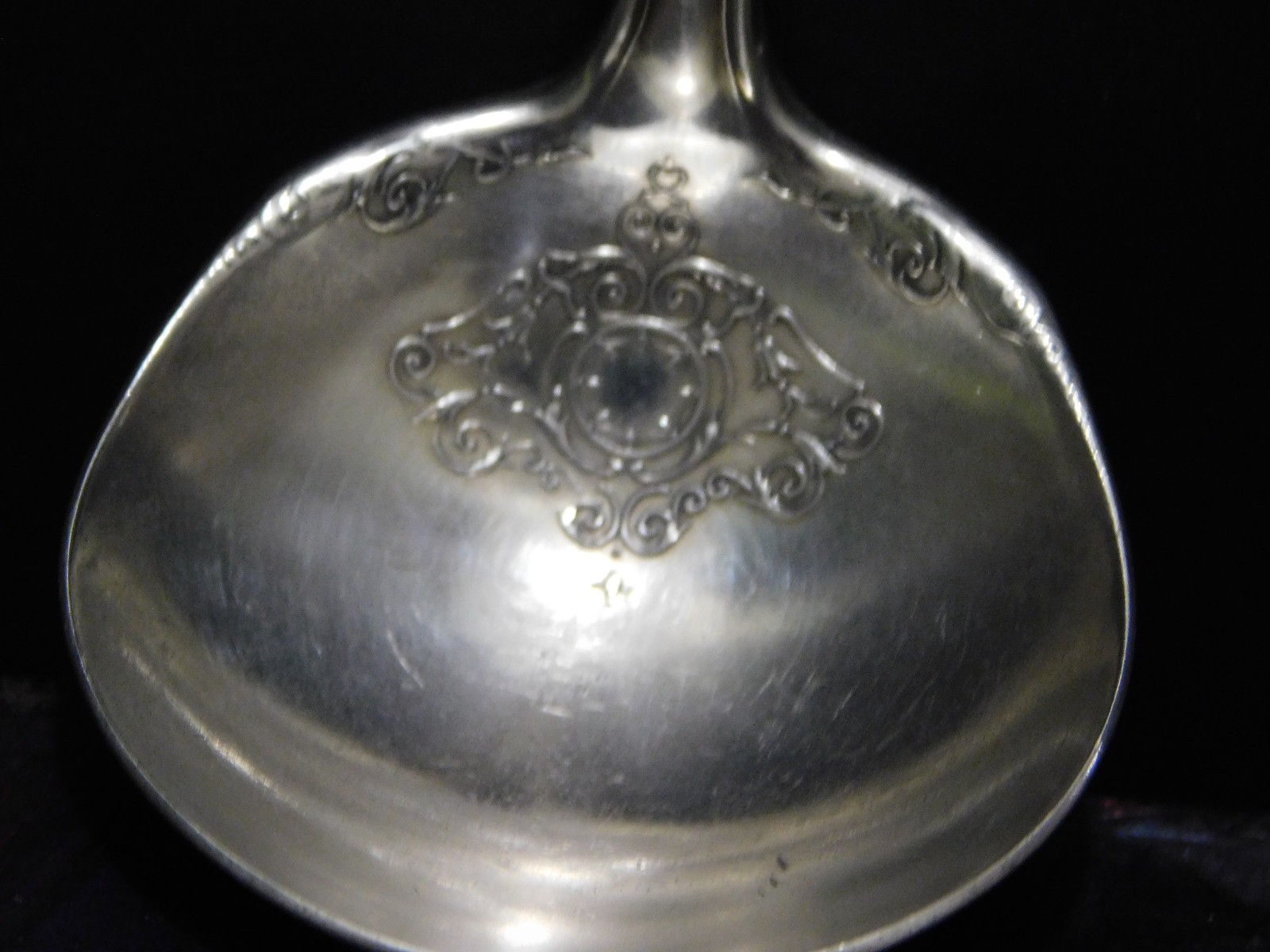 1911 Oneida Community Triple Plus Silver Plate Louis XVI Gravy Sauce Ladle 5″